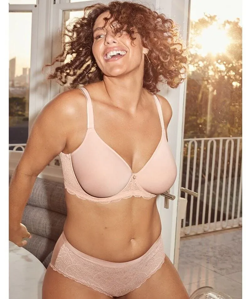 Berlei Lift & Shape T-Shirt Spacer Bra - Nude Lace