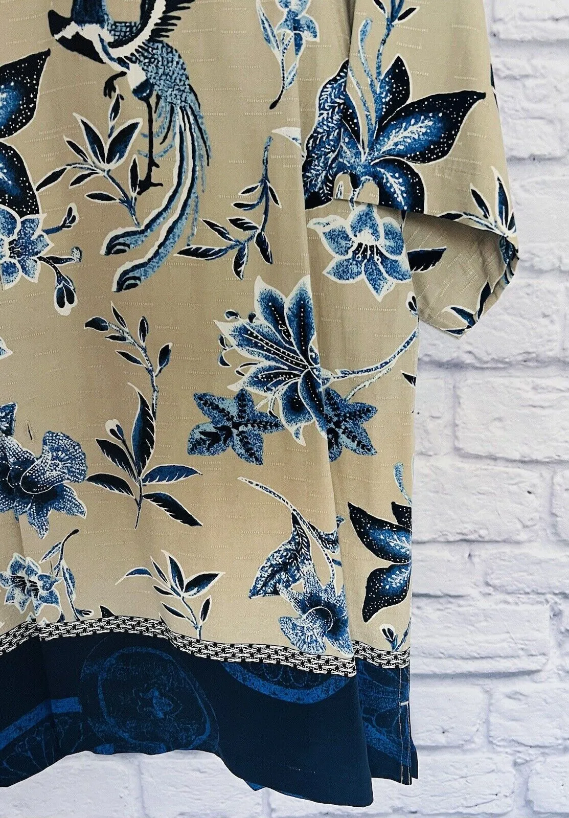 CLAIBORNE Mens 100% Silk Hawaiian Shirt Sz L Floral Print Button Down Beige Blue
