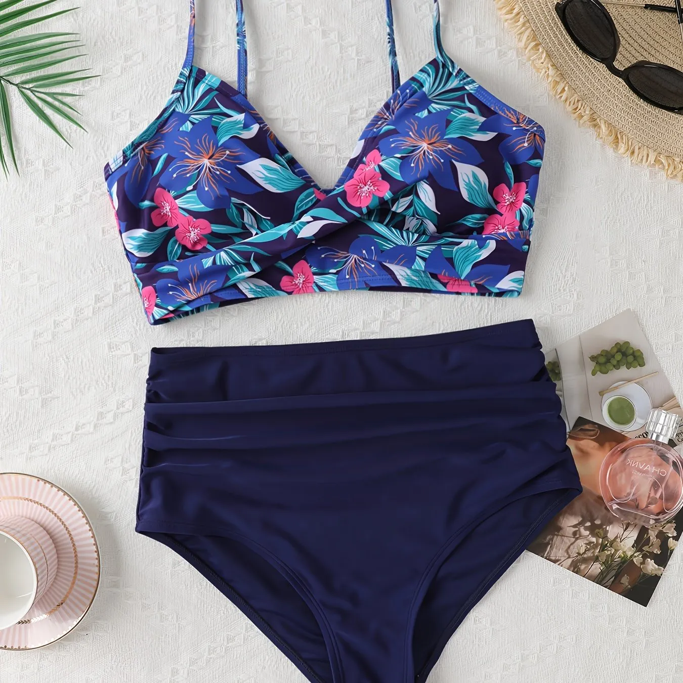 Flirty Tropical Print 2-Piece Bikini Set - V Neck, Ruched & High Cut Design - Perfect Womens Swimwear for a Chic Beach Look
