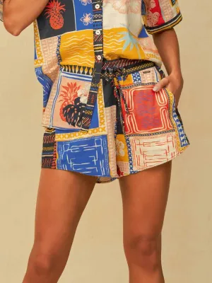 Kenia Short in Paradise Postals