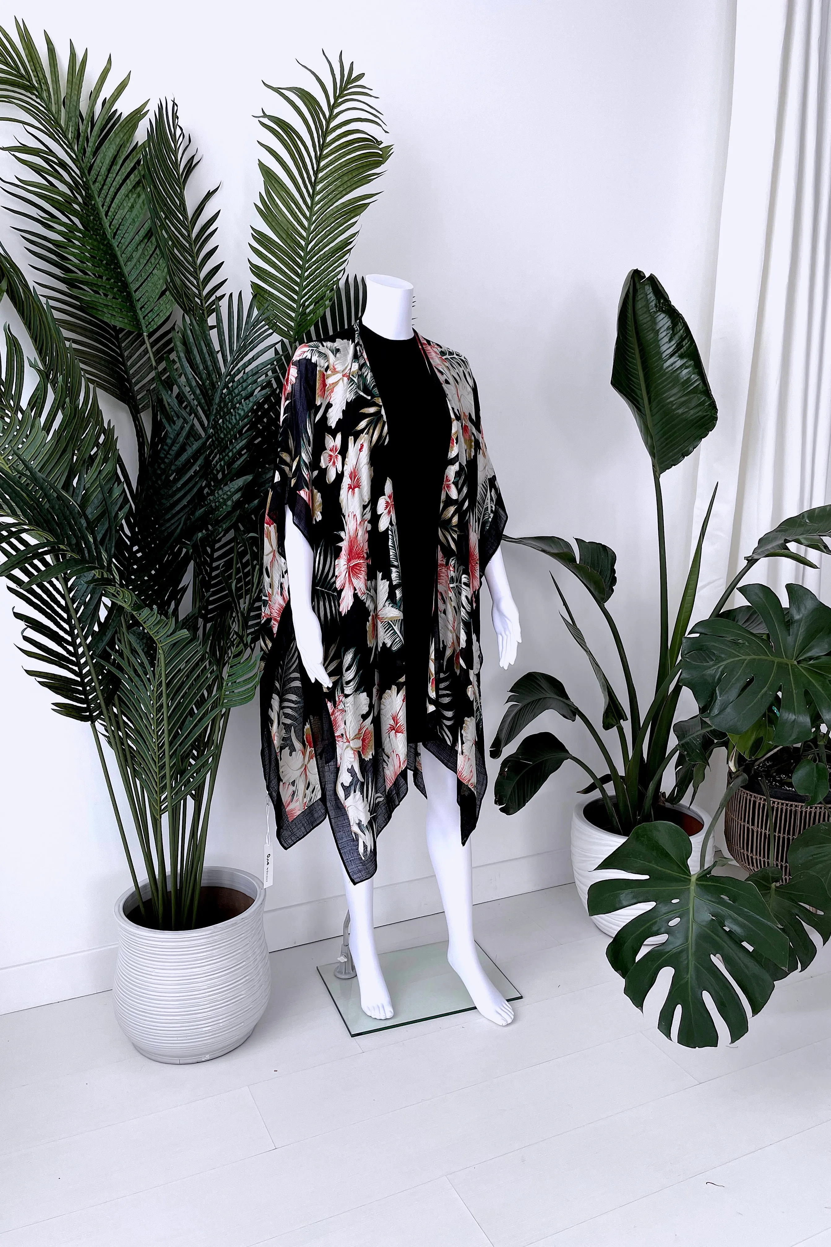 OH SUNNY DAY TROPICS KIMONO IN BLACK