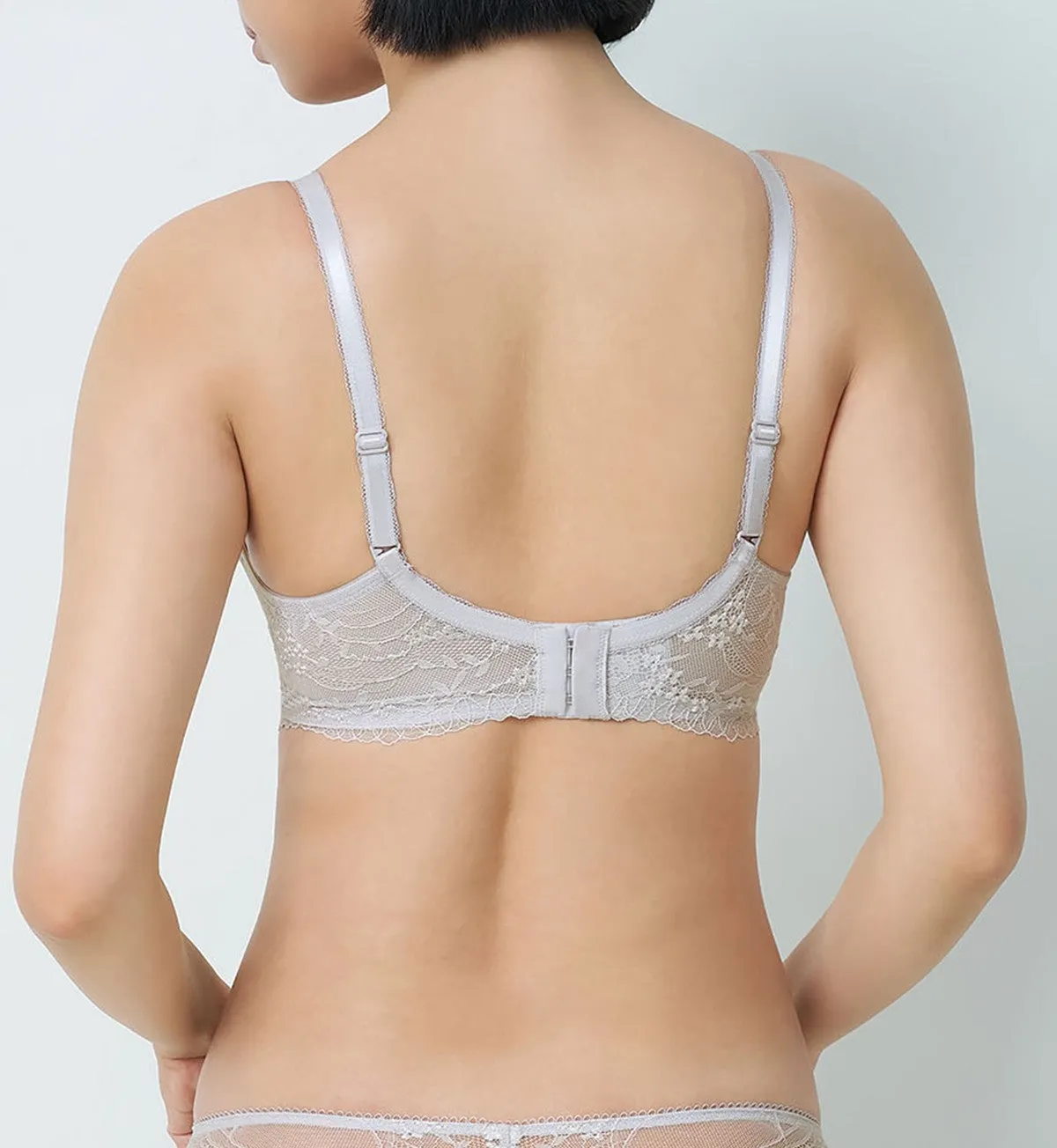 Tri-Air Lite Delight Non-Wired Push Up Deep V Bra