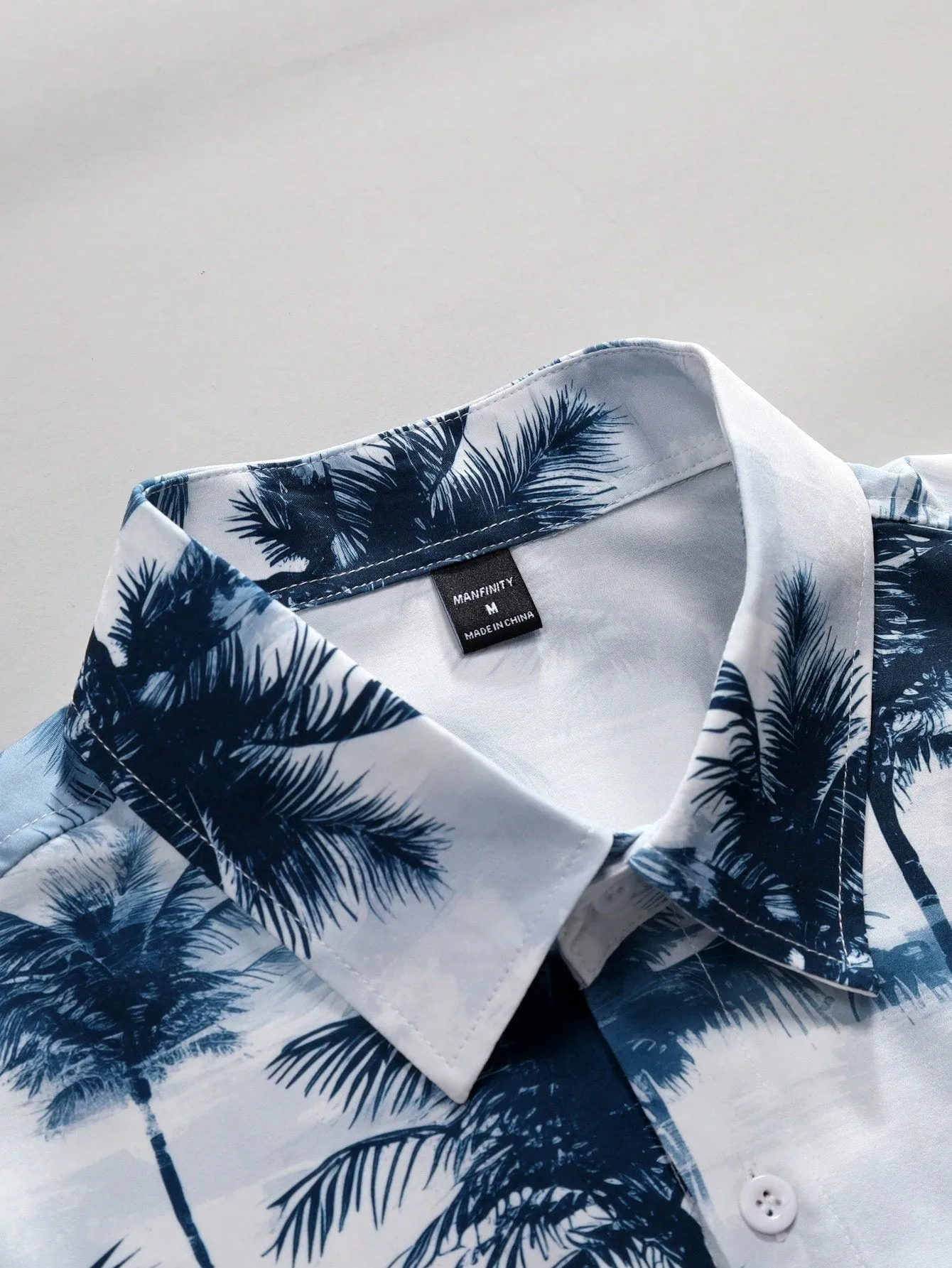 Tropical themed shirts| Men Tropical Coconut Tree Printed Graphic